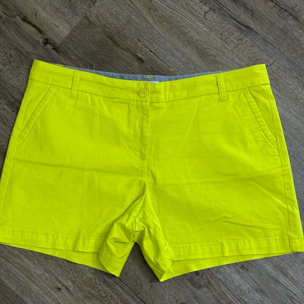 Crown & Ivy • Neon Caroline Chino Shorts